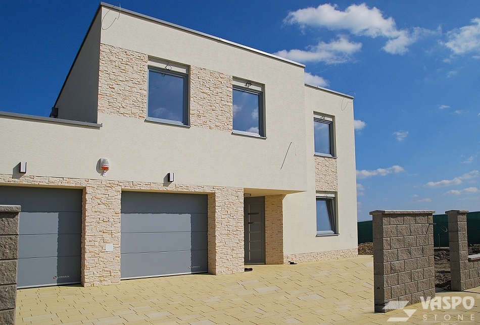 STONE BEIGE 2 stone beige